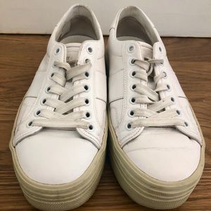 Saint Laurent ‘Court Classic’ sneakers